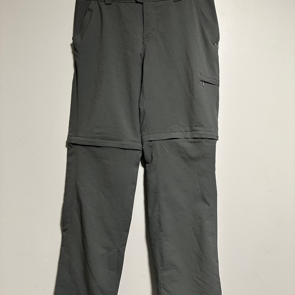 Columbia women's convertible hiking pants. 🔥